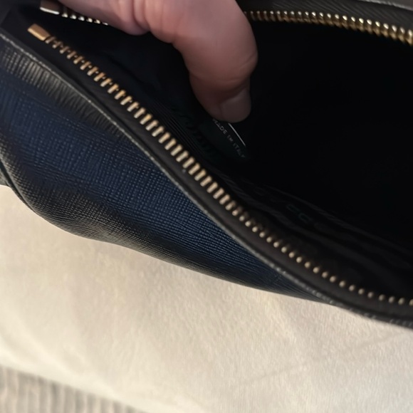 Prada Re-Edition 2005 Saffiano leather bag - Picture 6 of 10